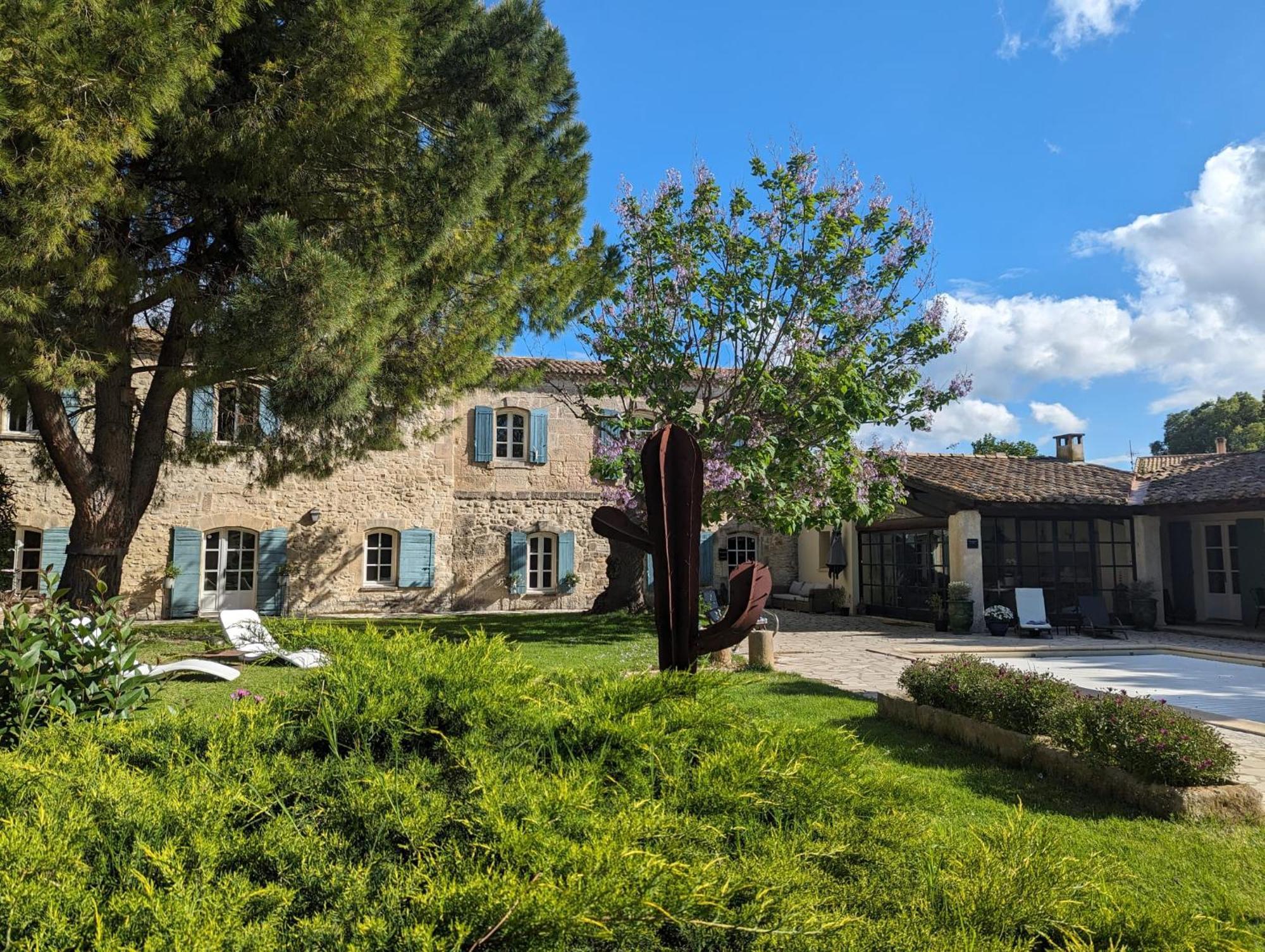 타라스콩 Mas Armelin B&B 외부 사진